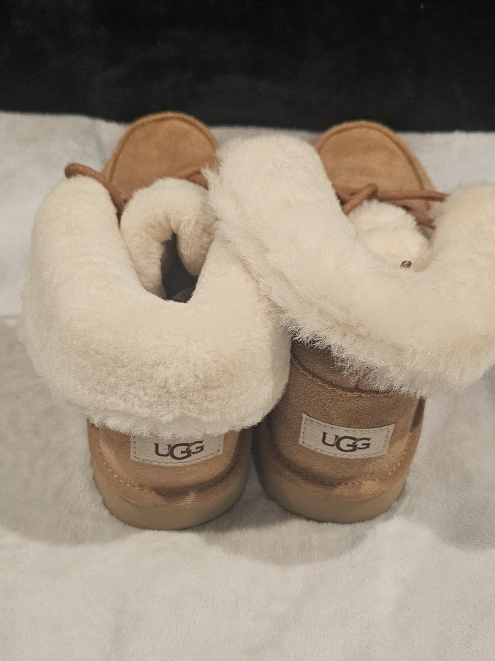 UGG Chestnut Suede Shearling-Lined Ankle Booties- Size 8 - Picture 3 of 3